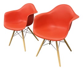 Example of Eames Side Chairs