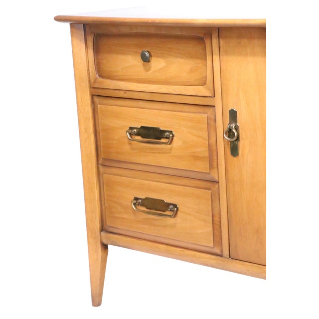 Mid 20th Century Mid Century Medalist Credenza by Drexel C. 1950/60's For Sale - Image 5 of 18