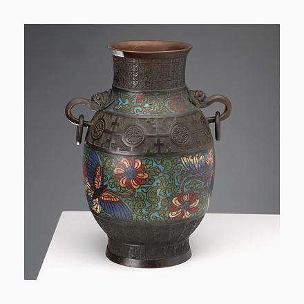 Vase in Bronze For Sale - Image 12 of 12