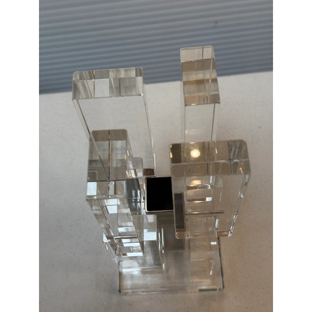 Hoya Crystal Motion Vase For Sale - Image 4 of 12