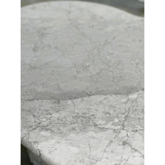 Italian Scalloped Carrara Marble Coffee Table by Gae Aulenti, 1980s For Sale - Image 10 of 12