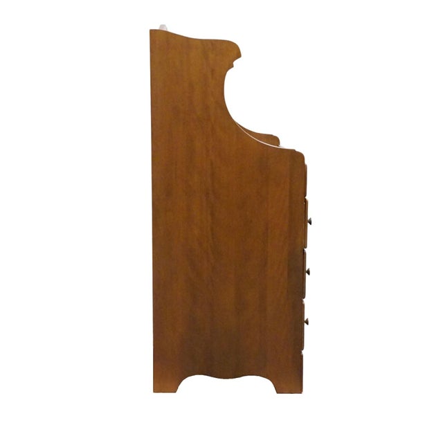 Ethan Allen / Baumritter Heirloom Nutmeg Maple Colonial Early American 36" Dry Sink Server W. Shutter Door Cabinet For Sale - Image 13 of 15