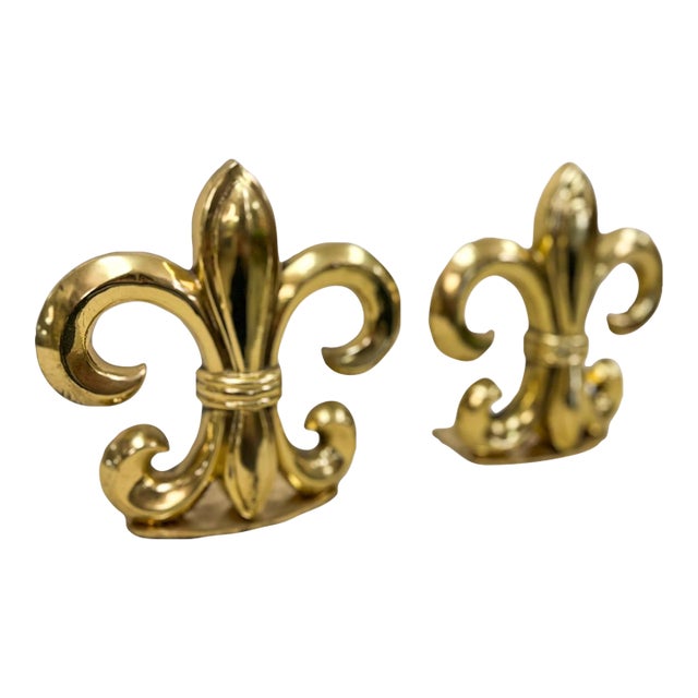 Vintage Brass Fleur De Lis Bookends Mid-Century Decor Art Deco Postmodern Style For Sale
