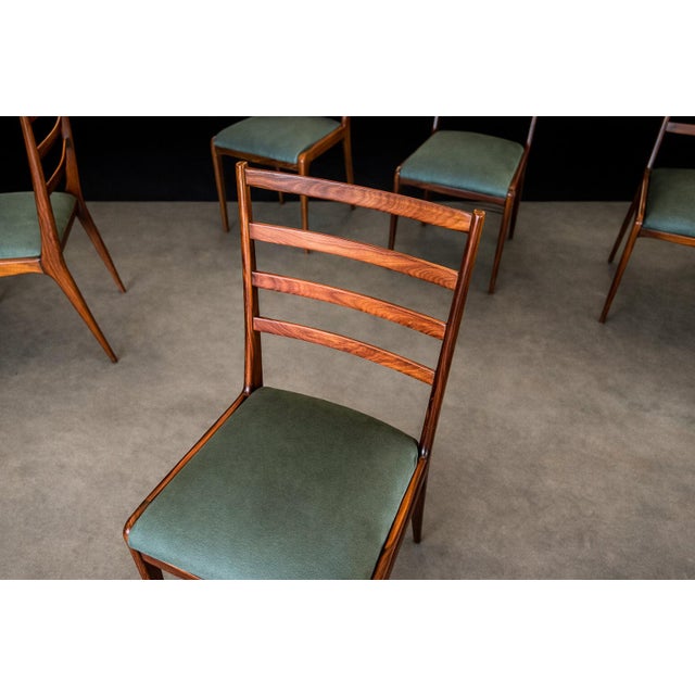 Set of Six Dining Chairs in Caviuna Hardwood and Suede by Angelini, Brazil, 1950s For Sale - Image 4 of 15
