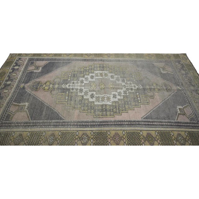 Traditional 1960s Vintage Turkish Area Rug- 4′5″ × 8′2″ For Sale - Image 3 of 7