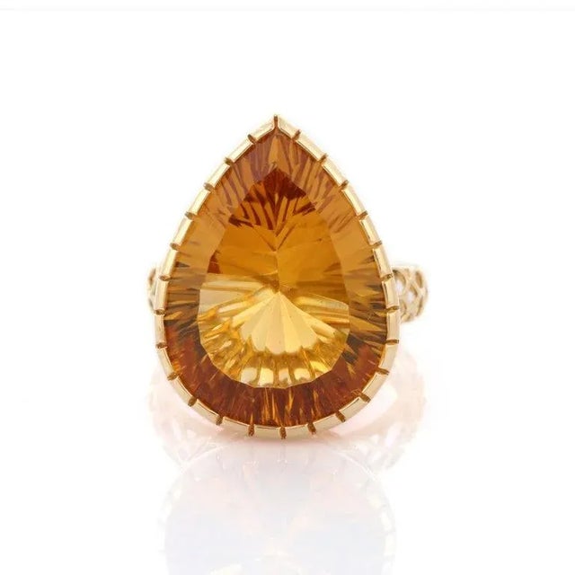 Art Deco Contemporary 17.95ct Pear Cut Citrine Vintage Ring Size 7 in 14k Solid Gold For Sale - Image 3 of 13