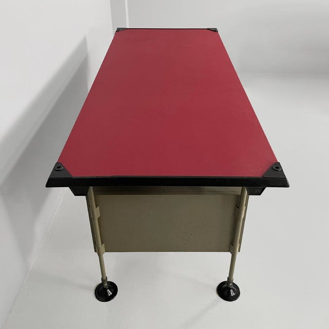 Beige Mid-Century Modern Italian Red Metal, Leather, and Plastic Desk from BBPR Olivetti, 1960s For Sale - Image 8 of 18