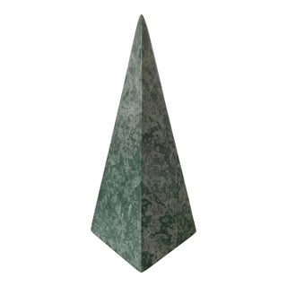 Green Marble Obelisk With Dramatic Veining For Sale