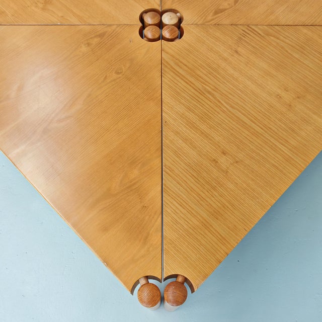 Wood Vintage Enolinea Modular Triangular Tables in Light Wood, 1980s, Set of 4 For Sale - Image 7 of 18