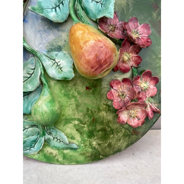French Country 19th Century Majolica Pears Wall Platter Longchamp For Sale - Image 3 of 7