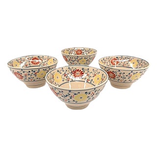 Set of 4 Handcrafted Bat Trang Vietnamese Ceramic Pho or Ramen Bowls With Floral Motifs For Sale