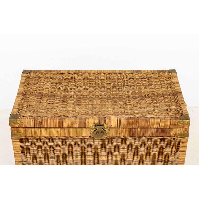 Mid 20th Century Chinese Brass Mounted Woven Wicker Chest For Sale - Image 5 of 9