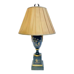 Vintage Chinoiserie Style Tole Urn Lamp