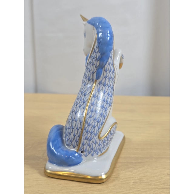 Beautiful vintage unicorn figurine from the highly collectible Treasury of Unicorns series by Franklin Mint (1991). This...