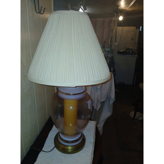 1970s Hollywood Regency Brass and Pink Glass Ginger Jar Table Lamp With Handpainted Calla Lily For Sale - Image 11 of 12