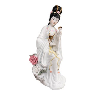 Vintage Chinese Porcelain Court Lady Musician Figurine With Applied Flowers and Gilt Accents For Sale