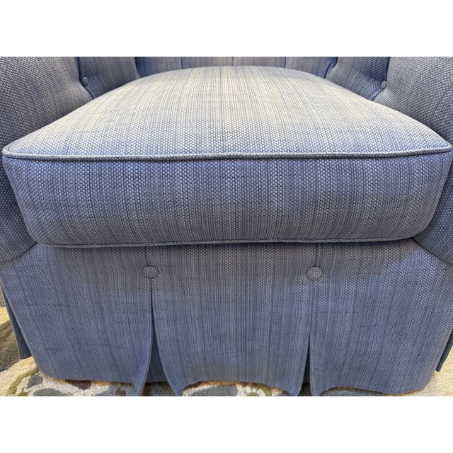 Textile 21st Century Vintage Designer Kravet Swivel Chair For Sale - Image 7 of 7