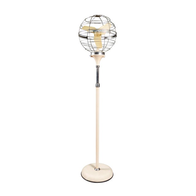 Zodiaco Pedestal Fan in Metal and Plastic by San Giorgio, 1950s, in Very Good conditions. Designed 1950 to 1959 I have...