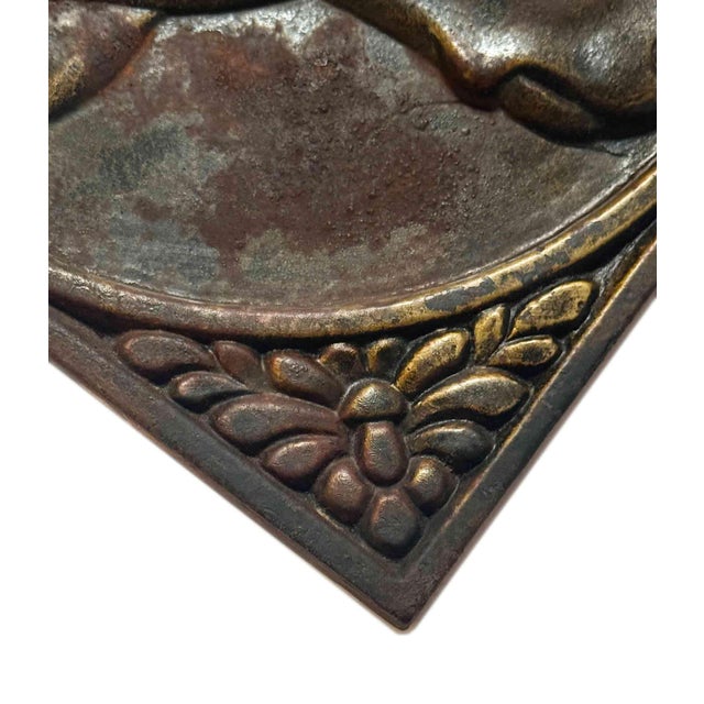 Vintage Iron Plaque of a Hunting Dog For Sale In New York - Image 6 of 7