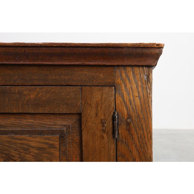 Rustic Oak Cabinet with Geometric Floral Carvings, Belgium , 17th Century For Sale - Image 5 of 13
