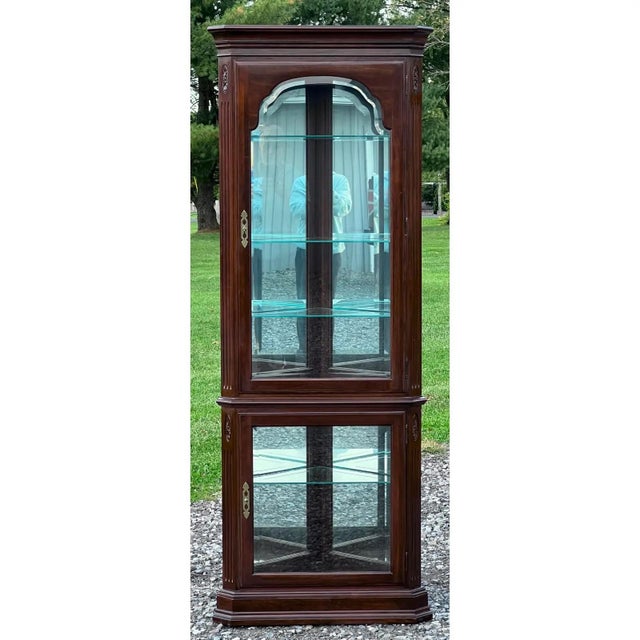 Ethan Allen Georgian Court Cherry Curio Corner Cabinet For Sale In New York - Image 6 of 7