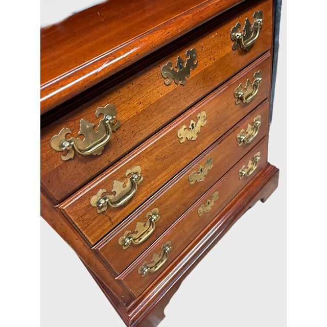 1960s Lovely Vintage American Drew Chippendale Chest For Sale - Image 5 of 7