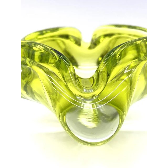 Vintage Chartreuse Art Glass Bowl by Josef Hospodka for Chribska, 1950s For Sale - Image 10 of 13