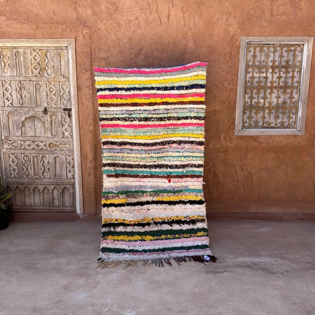 Everyone strives to achieve the perfect home decoration that can be flaunted to relatives and in the same time, be a...