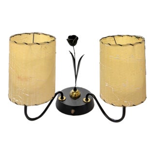 Mid Century Brass Desk Lamp in Black Finish - Center Tulip Flower Motif For Sale