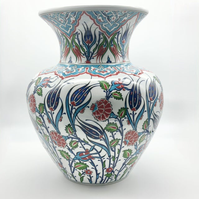 Ceramic Handmade Ceramic Grand Vase (50cm) Traditional Iznik Blue & White Palace Design – Monumental Centerpiece / Floor Vase For Sale - Image 7 of 9