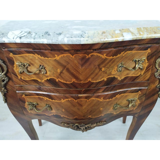 Louis XV Curved Chest of Drawers For Sale - Image 12 of 18