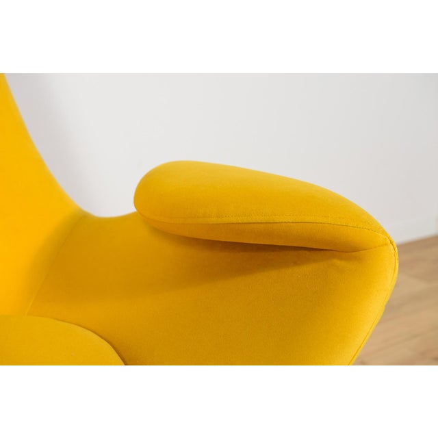 Set of Lounge Chair with Footrest from Mayfame, Denmark For Sale - Image 15 of 18