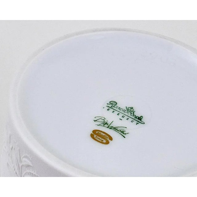 1960s White Relief Up Art Porcelain Vase by Bjorn Wiinblad for Rosenthal Studio-Line, 1960s For Sale - Image 5 of 9