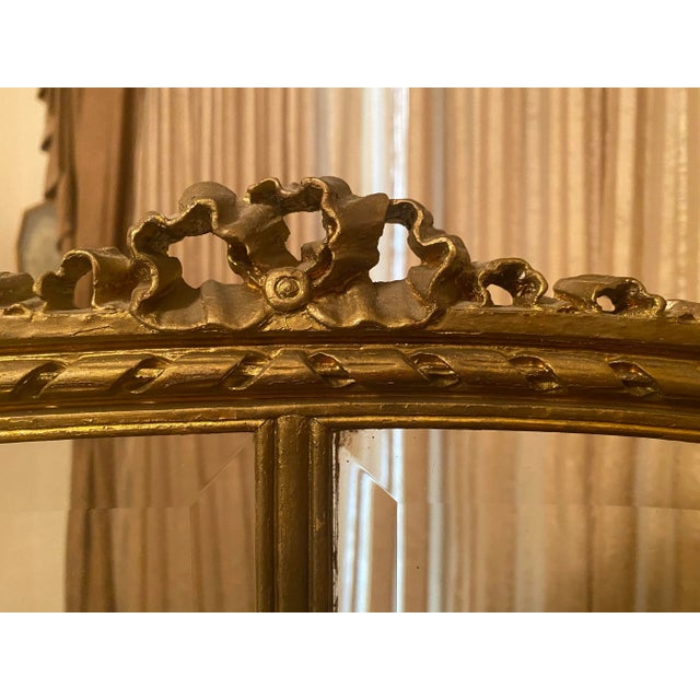 19th Century Carved Giltwood French Louis XV Style Three Panel Dressing Screen With Beveled Glass For Sale In Miami - Image 6 of 13