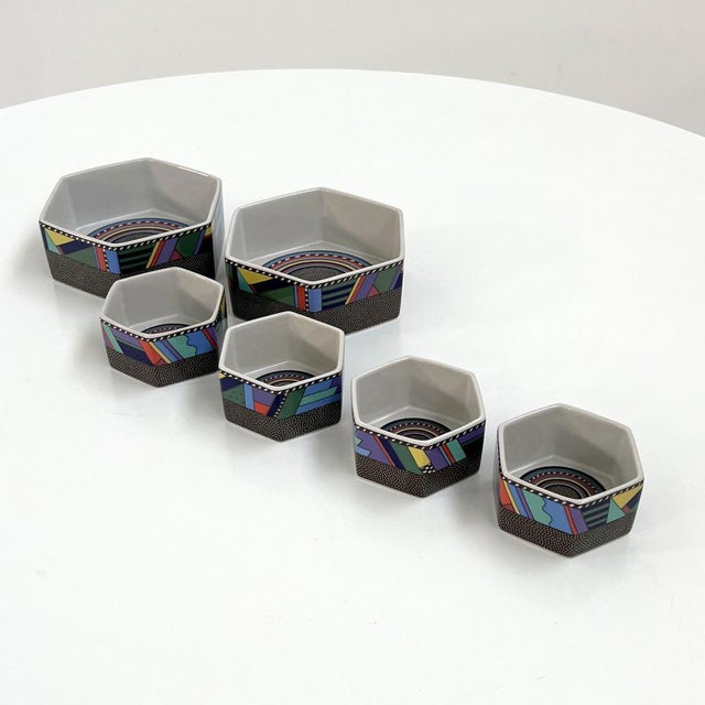 Measurements - Width 8,5 cm x Depth 8,5 cm x Height 4,5 cm & Width 10,5 cm x Depth 10,5 cm x Height 6,5 cm This piece has...