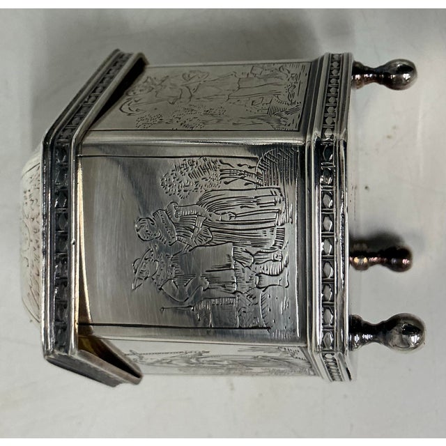 1986 Vintage Sterling Silver 17th Century Style Dutch Marriage Box Replica by Metropolitan Museum of Art For Sale - Image 9 of 12
