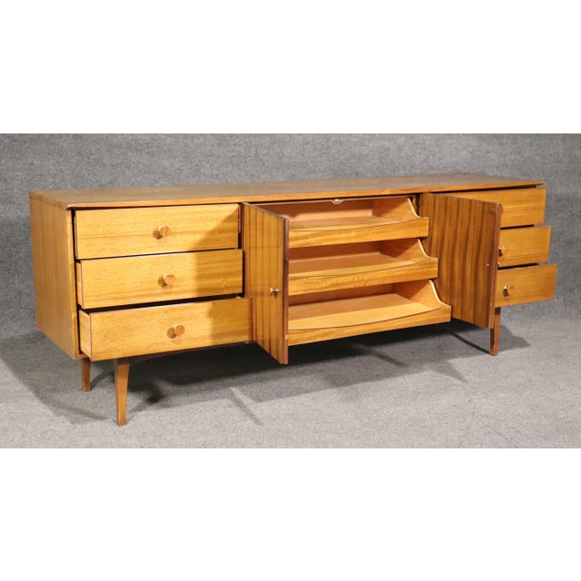 Mid-Century Modern Mid 20th Century Mid-Century Lane Dresser w/ Inlay, Attributed For Sale - Image 3 of 9
