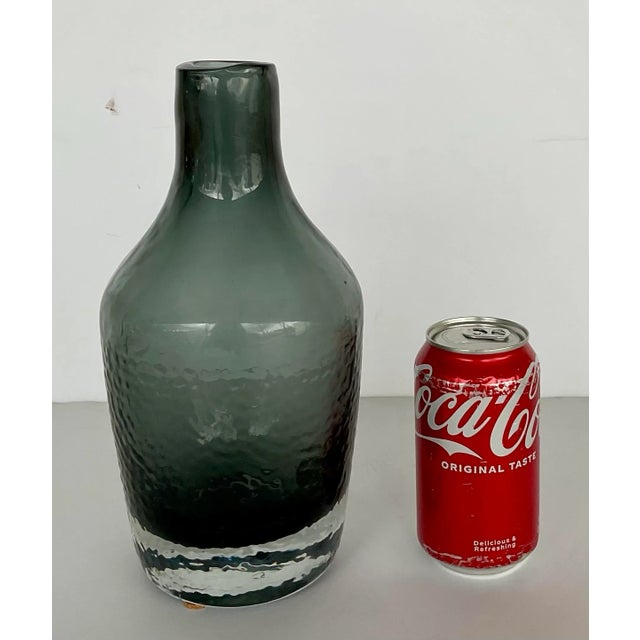 Global Views Global Views Modern Small Gray Glass Pebble Bottom Vase For Sale - Image 4 of 4