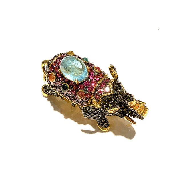 Bochic “Orient” Neoclassical Elephant Sapphire & Aquamarine Ring Set 18K Gold For Sale - Image 10 of 12