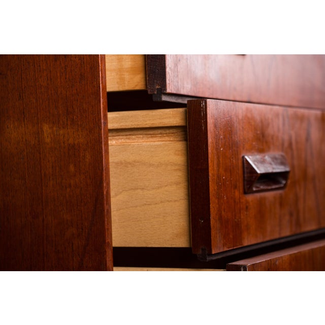 Danish Teak Chest of Drawers by Borge Mogensen for Søborg Mobelfabrik, 1960s For Sale - Image 12 of 18