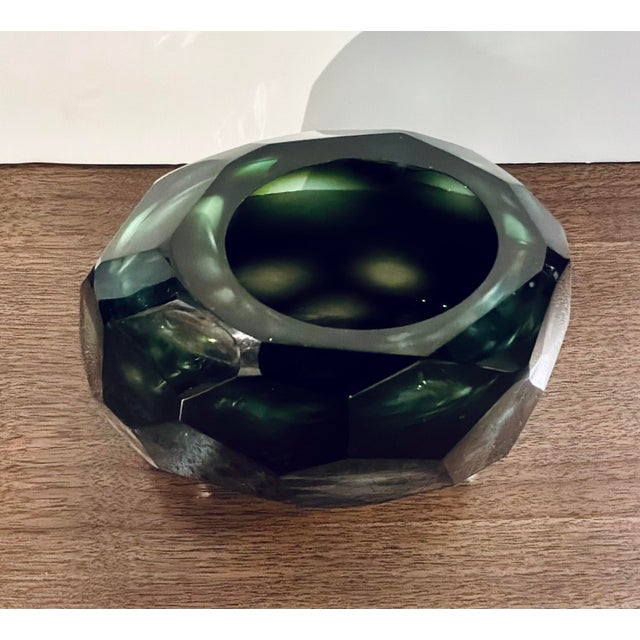 Modern Revelation Modern Small Emerald Green Faceted Glass Vase For Sale - Image 3 of 4