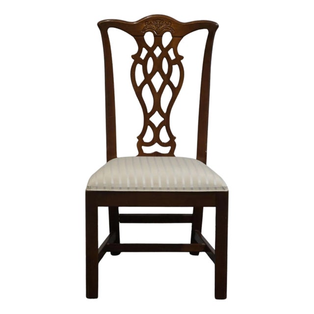 Universal Furniture Traditional Chippendale Style Dining Side Chair For Sale