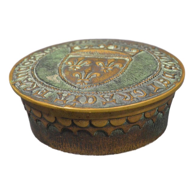 Max Le Verrier French Art Deco Bronze “Écu D’Or” Lidded Box, Circa 1930 For Sale
