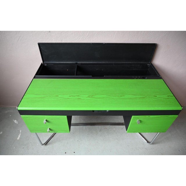 Black Bauhaus Desk in Green and Black Wood and Chrome Metal, 1980s For Sale - Image 8 of 18