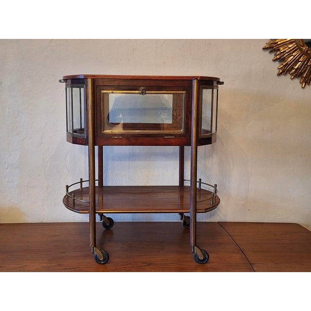 Art Deco Serving Bar Cart in Mahogany, Brass and Glass, 1920s For Sale - Image 9 of 14