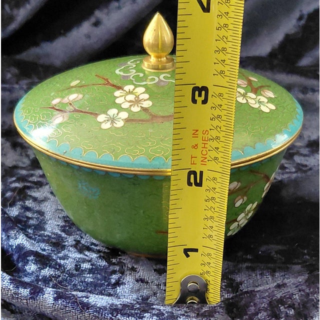 Mid 20th Century Vintage Chinese Green Cloisonné Covered Bowl With Blossom Motif For Sale - Image 5 of 5