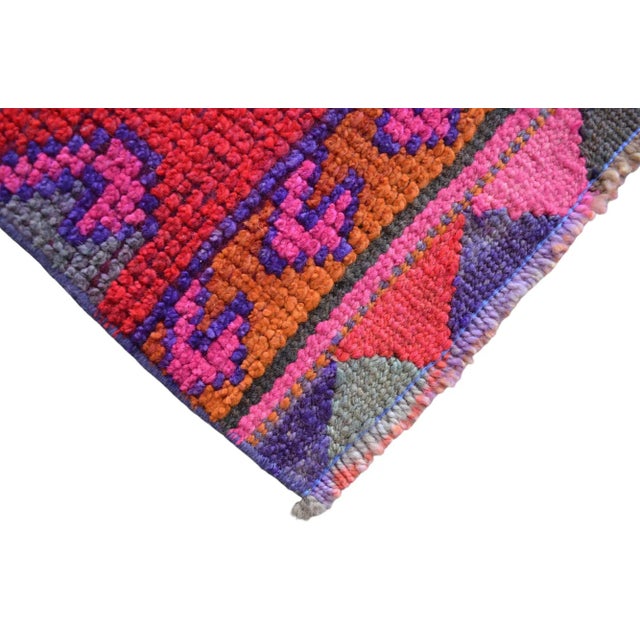 1970s Turkish Hand-Knotted Runner Rug Hot Pink Hallway Deccor - 3′1″ × 11′9″ For Sale - Image 11 of 11