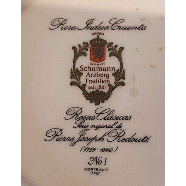 White Antique Plate Classic Roses No 1 by Pierre Joseph Redouté for Schumann, 1960s For Sale - Image 8 of 9