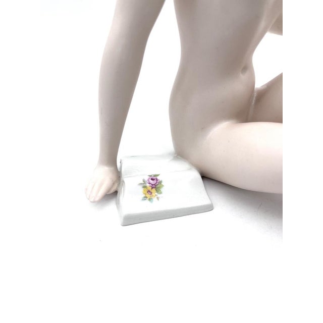 Seated Female Nude with Book and Butterfly Porcelain Figurine by Jiří Černoch for Royal Dux Bohemia, 1960s For Sale - Image 9 of 14