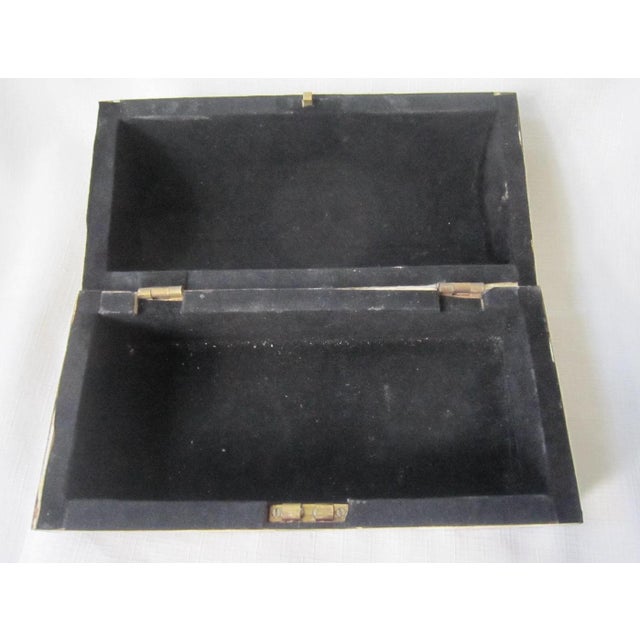 1970s Vintage Tessellated Horn Dome Top Jewelry Box For Sale - Image 5 of 5